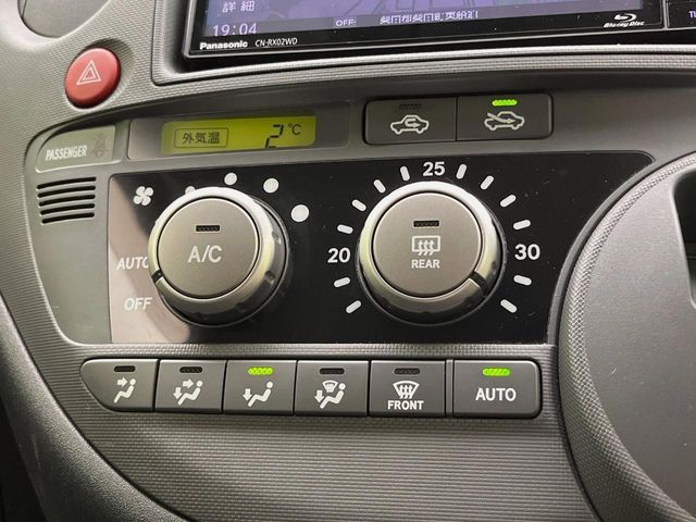 TOYOTA SIENTA 2012 Image 31