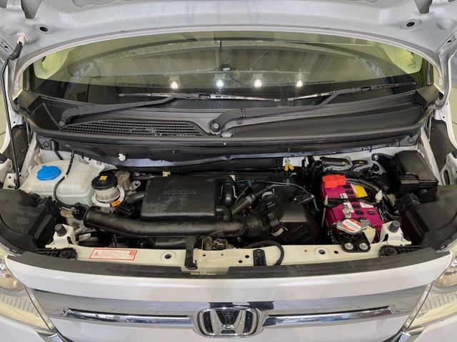 HONDA N BOX 2021 Image 31