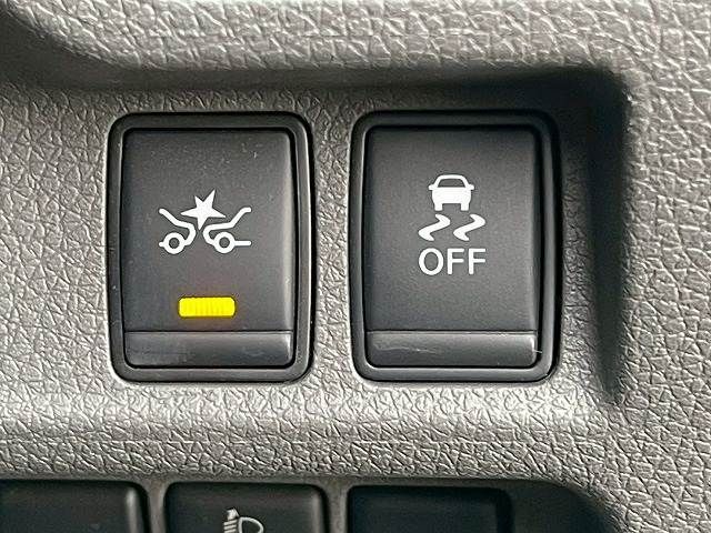 NISSAN NV350 CARAVAN 2020 Image 31