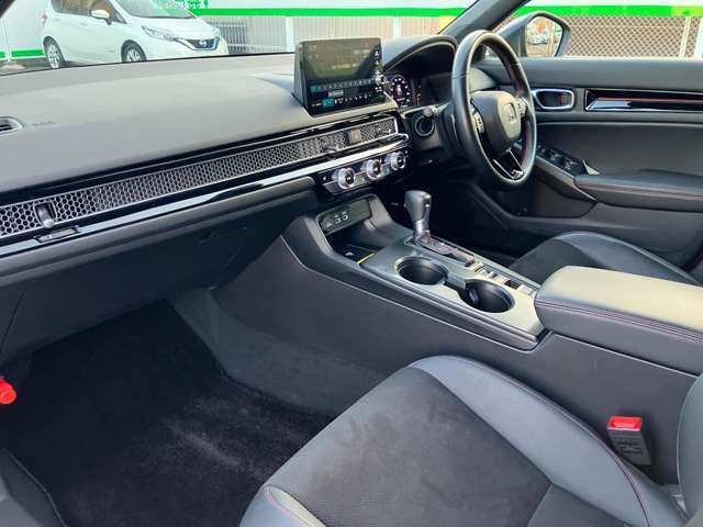 HONDA CIVIC HATCHBACK 2021 Image 31