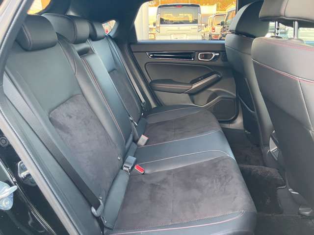 HONDA CIVIC HATCHBACK 2021 Image 31