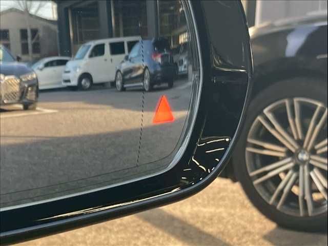 MERCEDES BENZ E CLAS 2023 Image 31