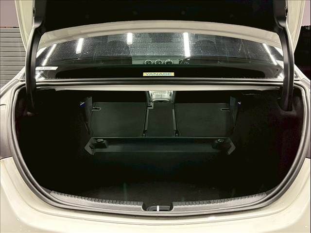 MERCEDES BENZ C CLAS 2021 Image 31