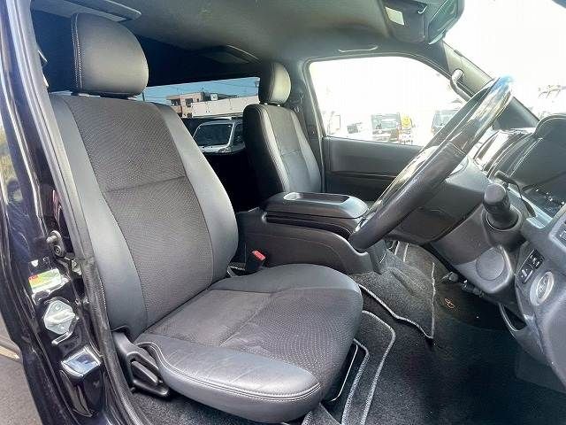 TOYOTA HIACE VAN 2WD 2019 Image 31