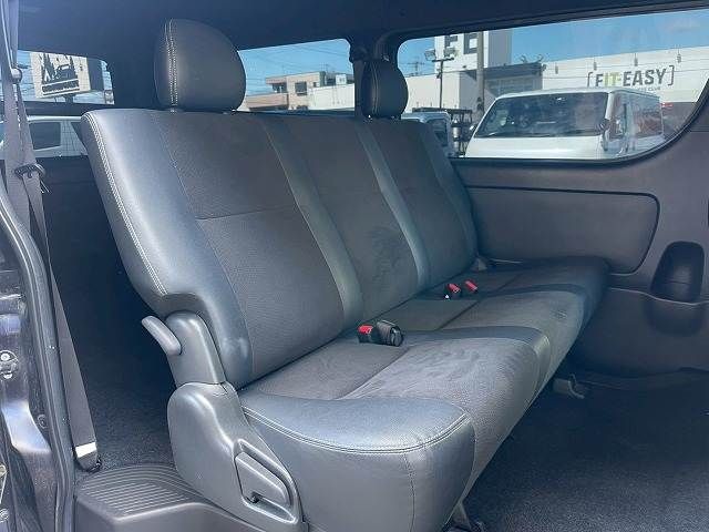 TOYOTA HIACE VAN 2WD 2019 Image 31