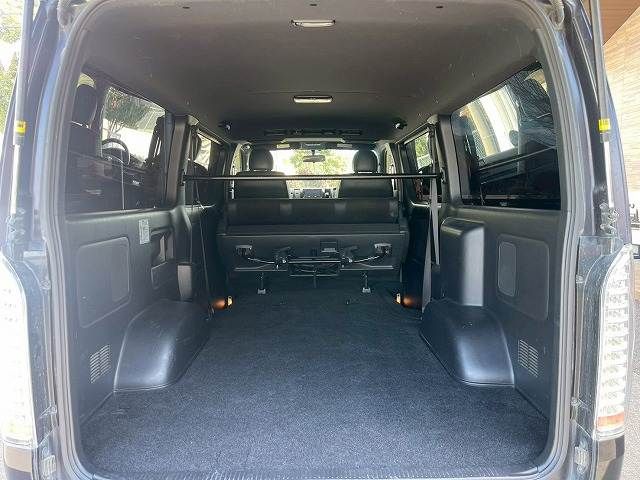 TOYOTA HIACE VAN 2WD 2019 Image 31