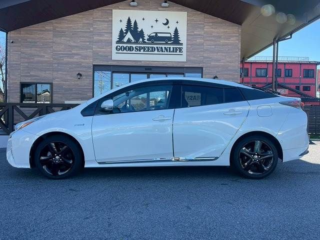 TOYOTA PRIUS 2016 Image 31