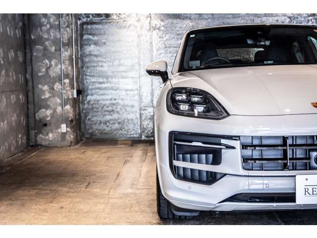 PORSCHE CAYENNE COUP 2024 Image 31