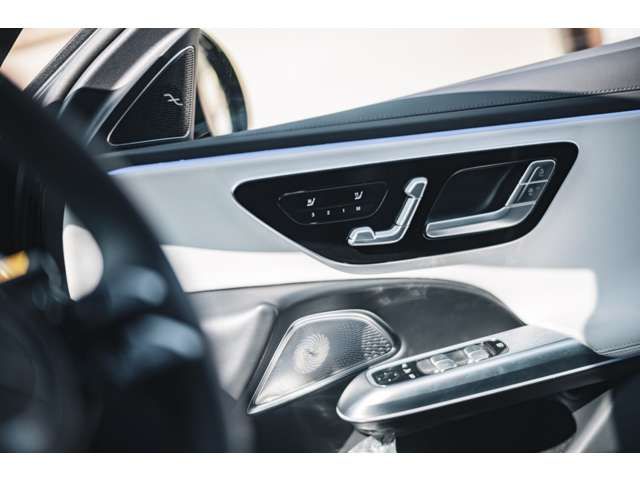 MERCEDES BENZ E CLAS 2024 Image 31