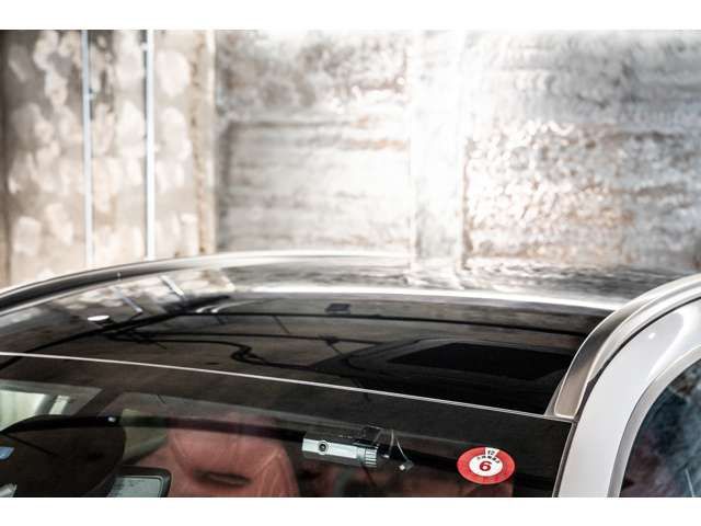 ASTON MARTIN SUV 2023 Image 31