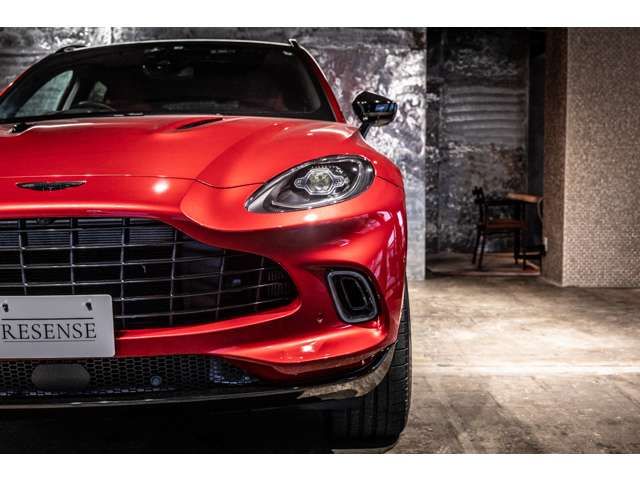 ASTON MARTIN SUV 2022 Image 31