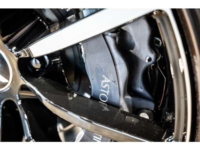 ASTON MARTIN ROADSTE 2023 Image 31