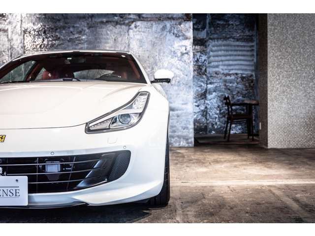 FERRARI GTC4 LUSSO T 2020 Image 31