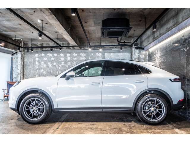 PORSCHE CAYENNE COUP 2023 Image 31