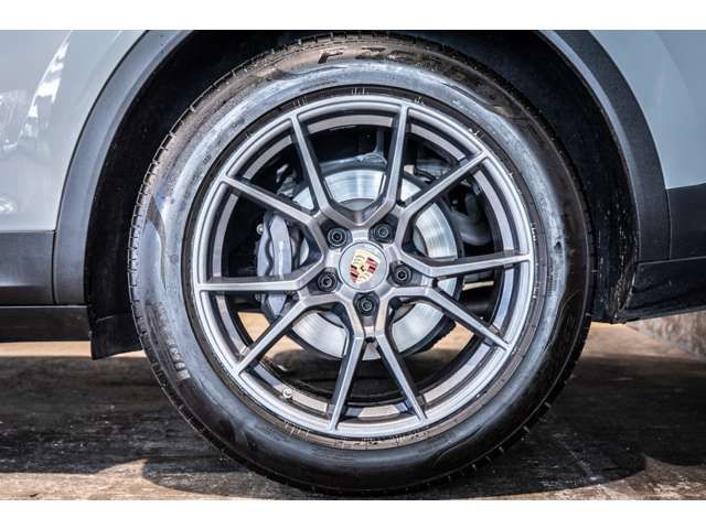 PORSCHE CAYENNE COUP 2023 Image 31