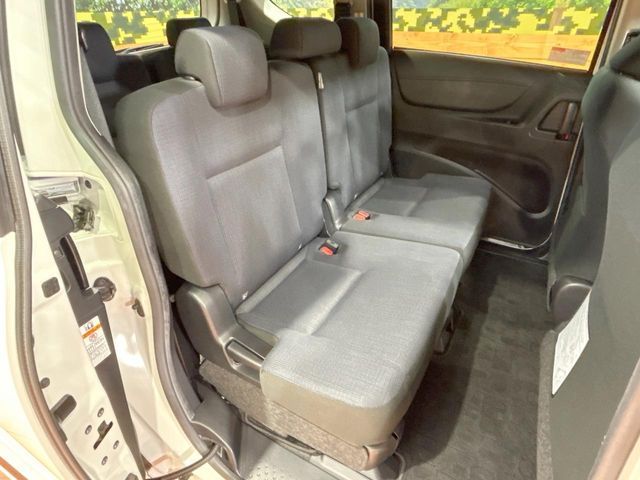 TOYOTA SIENTA HYBRID 2017 Image 31