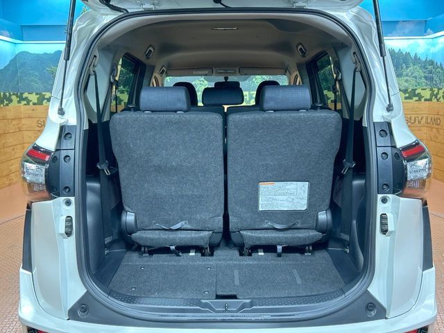 TOYOTA SIENTA HYBRID 2017 Image 31