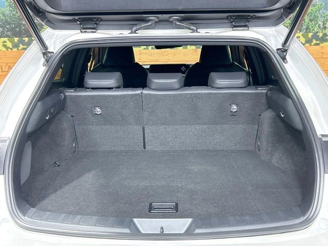 TOYOTA LEXUS UX250H 2019 Image 31