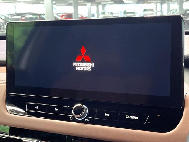 MITSUBISHI OUTLANDER PHEV 2025 Image 31