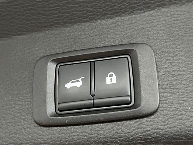 MITSUBISHI OUTLANDER PHEV 2025 Image 31