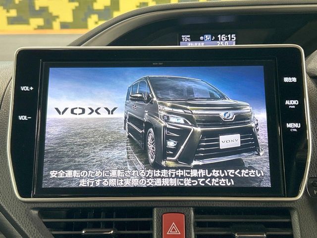 TOYOTA VOXY 2018 Image 31