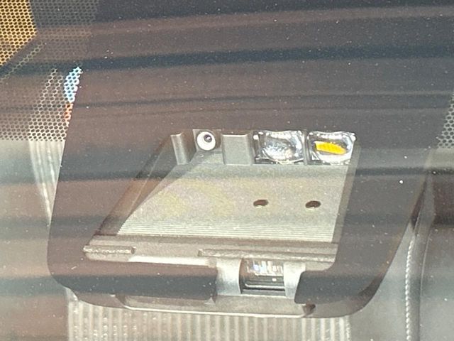 TOYOTA VOXY 2018 Image 31