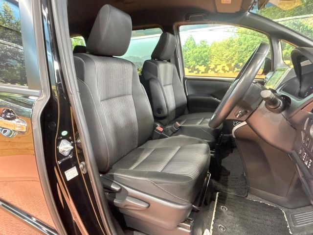 TOYOTA VOXY 2018 Image 31