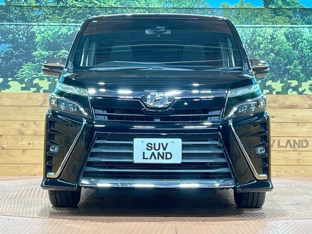 TOYOTA VOXY 2018 Image 31
