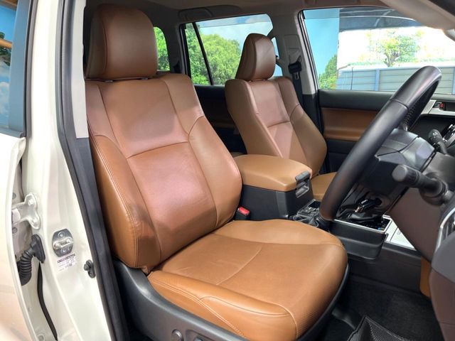 TOYOTA LANDCRUISER PRADO 2022 Image 31