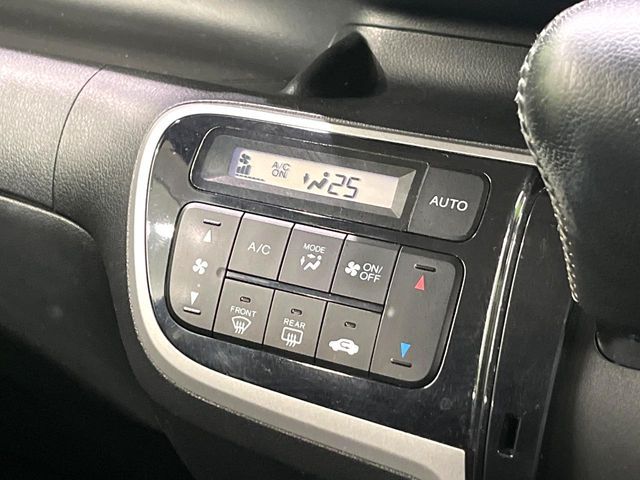 HONDA N BOX CUSTOM 2013 Image 31