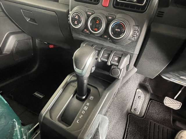 SUZUKI JIMNY NOMADE 2026 Image 31