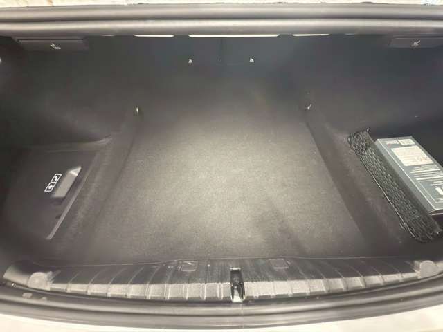 BMW 8SERIES 2019 Image 31