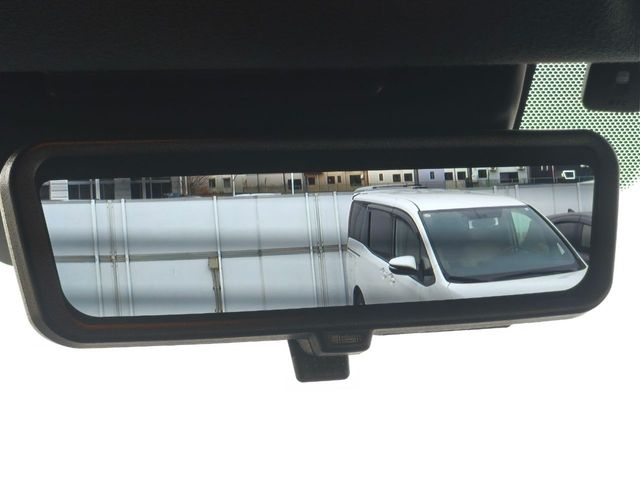 TOYOTA HIACE VAN 2WD 2024 Image 31