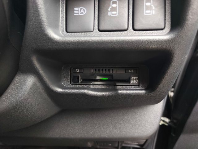 TOYOTA HIACE VAN 2WD 2024 Image 31