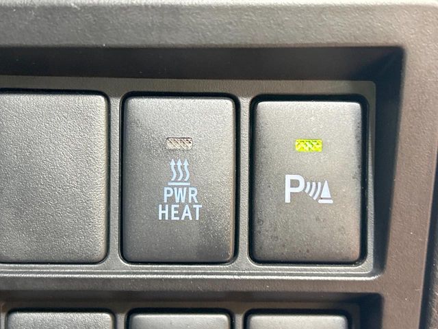 TOYOTA HILUX 4WD 2023 Image 31