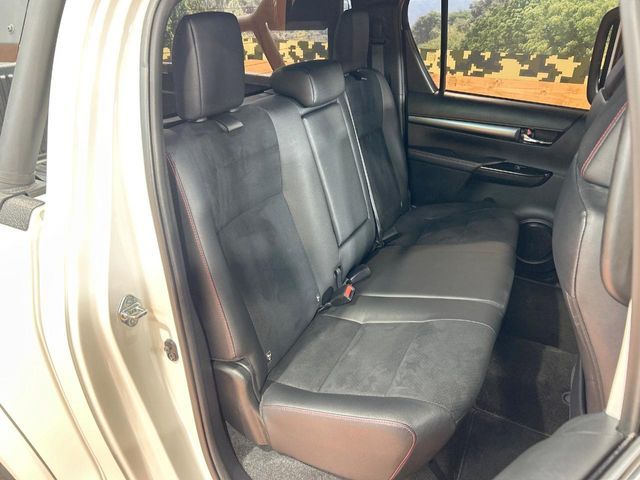 TOYOTA HILUX 4WD 2023 Image 31