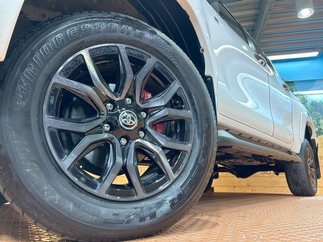 TOYOTA HILUX 4WD 2023 Image 31