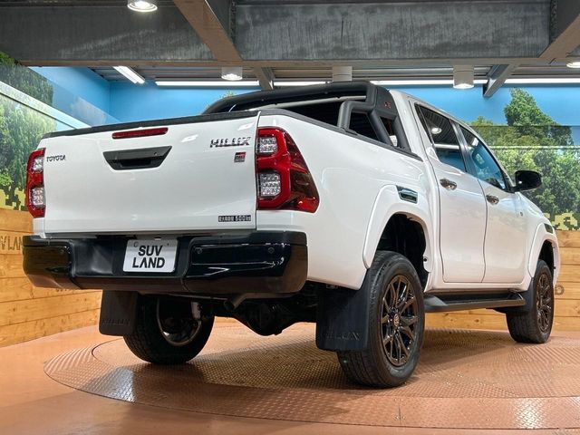 TOYOTA HILUX 4WD 2023 Image 31