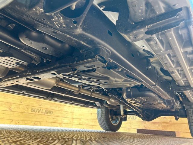 TOYOTA HILUX 4WD 2023 Image 31