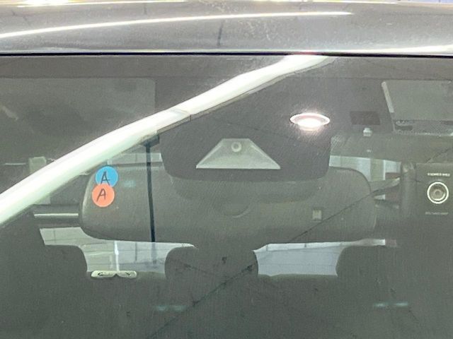 TOYOTA PRIUS 2017 Image 31