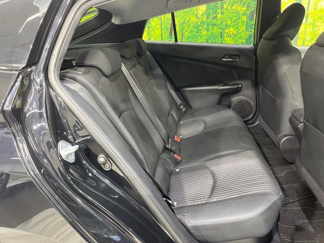 TOYOTA PRIUS 2017 Image 31