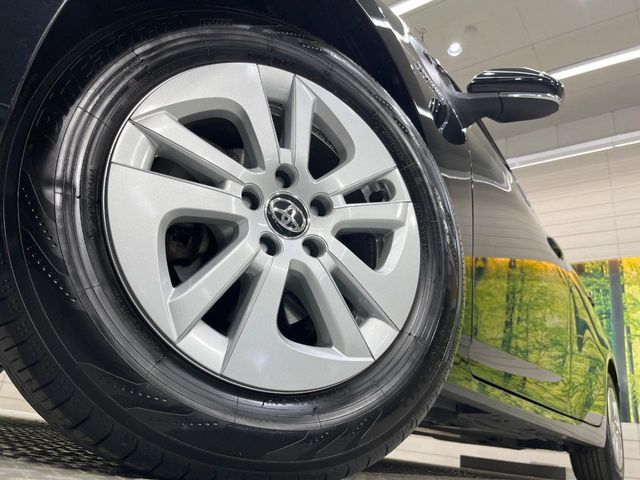 TOYOTA PRIUS 2017 Image 31