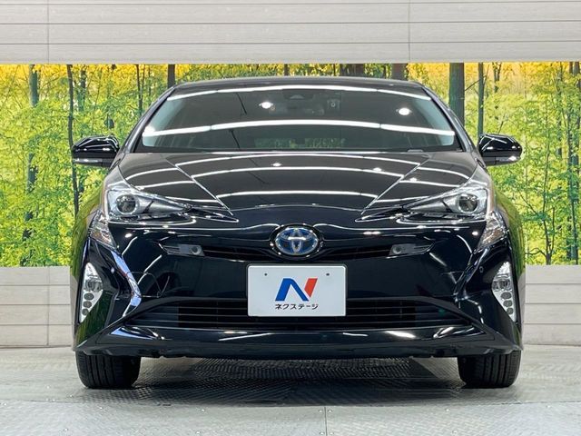 TOYOTA PRIUS 2017 Image 31