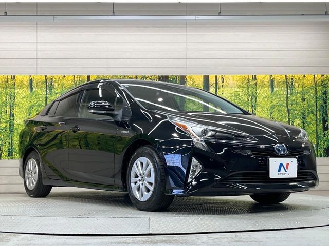 TOYOTA PRIUS 2017 Image 31