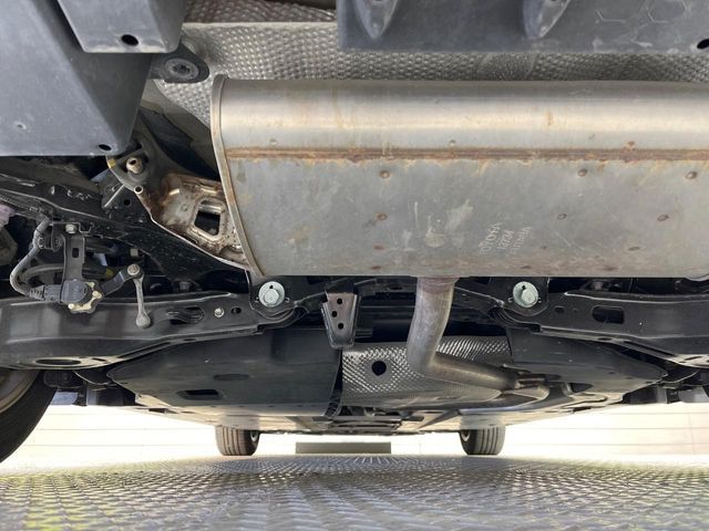 TOYOTA PRIUS 2017 Image 31