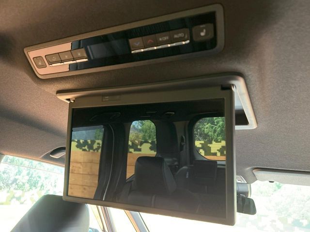 TOYOTA NOAH 2023 Image 31