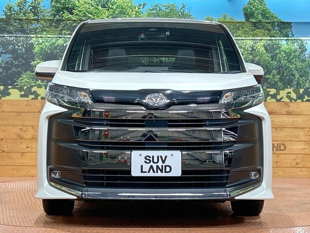 TOYOTA NOAH 2023 Image 31