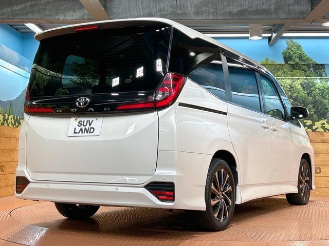 TOYOTA NOAH 2023 Image 31