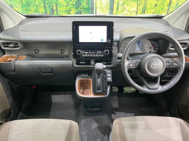 TOYOTA SIENTA HYBRID 2024 Image 31