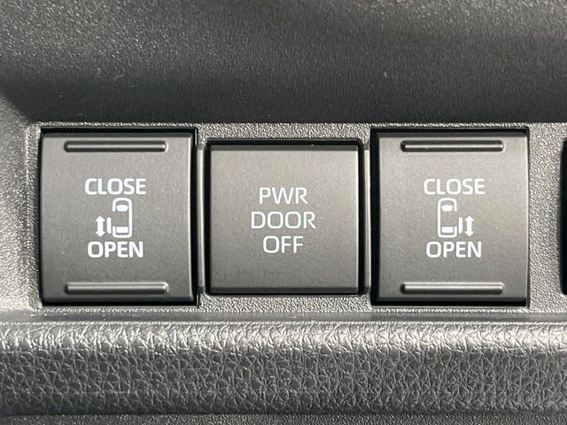 TOYOTA SIENTA HYBRID 2024 Image 31